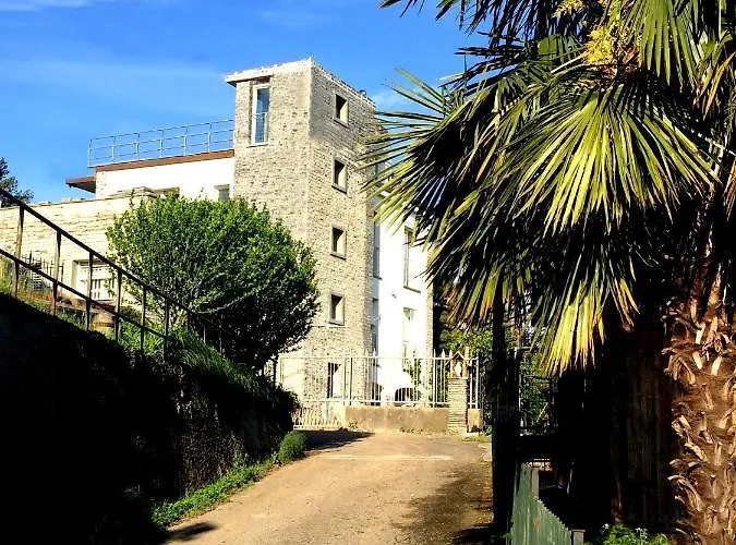 - Cardano Appartement *